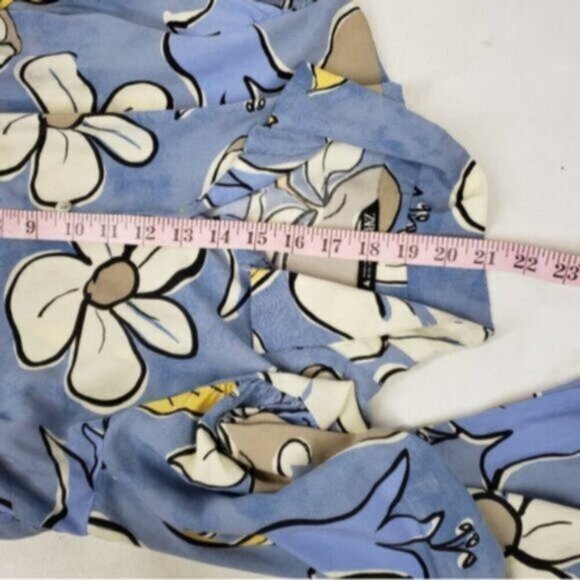 Zara Cropped Long Sleeve Floral Print Button up Top Size Medium Blue Whi… - Picture 10 of 12